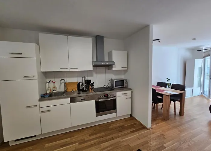 Appartement Stylish In + 1 Parking Spot *